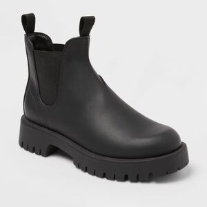 Universal Thread Black Chelsea Boots
